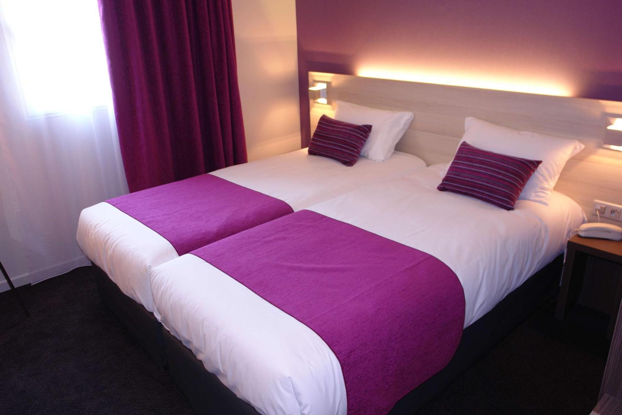 Brit Hotel Vannes-Theix Esterno foto